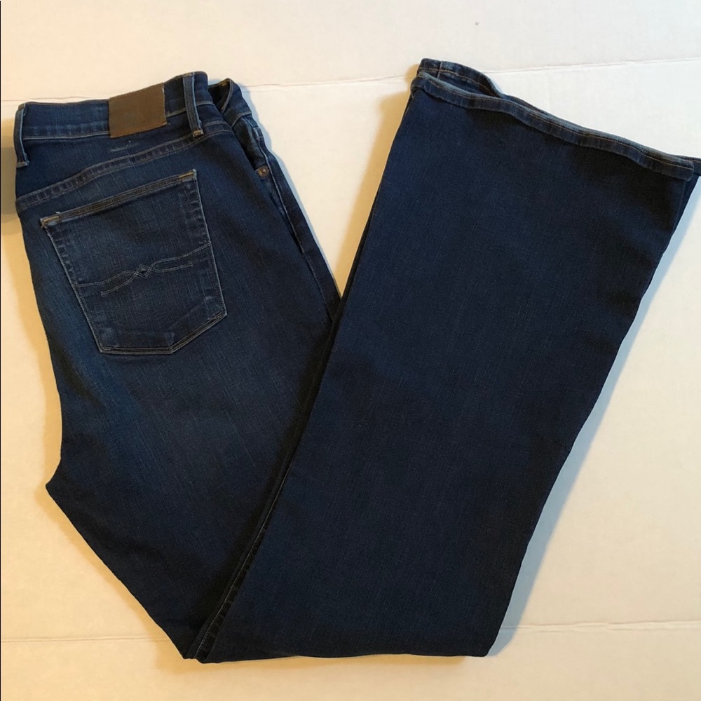 Lucky brand cropped flare jeans